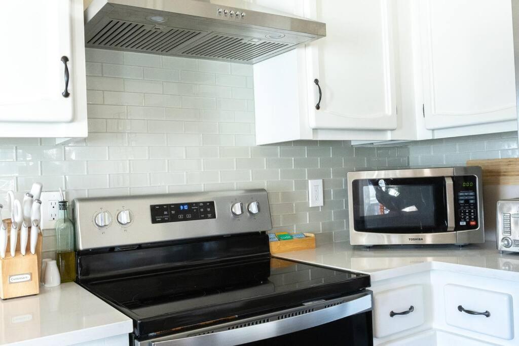 Waddle On Inn- Hot Tub, Pet Friendly, Fully Fenced, 5 Blocks To Beach! Ocean Park Extérieur photo