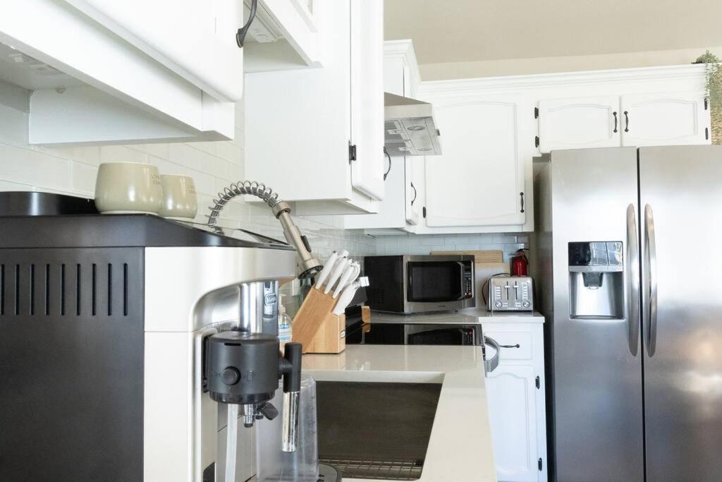 Waddle On Inn- Hot Tub, Pet Friendly, Fully Fenced, 5 Blocks To Beach! Ocean Park Extérieur photo